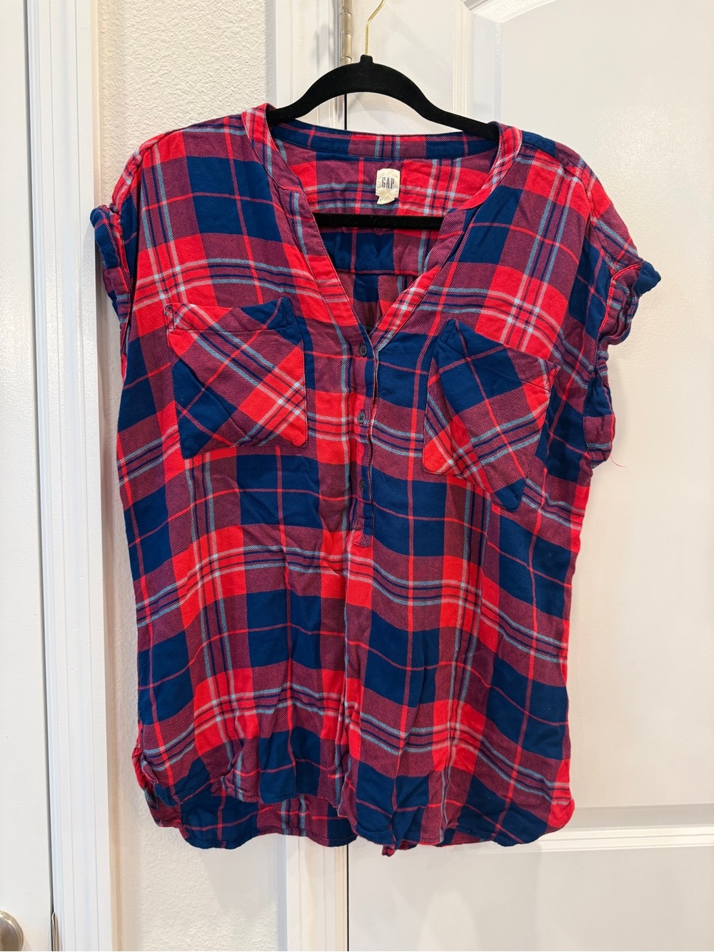 GAP Red and Navy Plaid Short-Sleeve Button Front Tunic